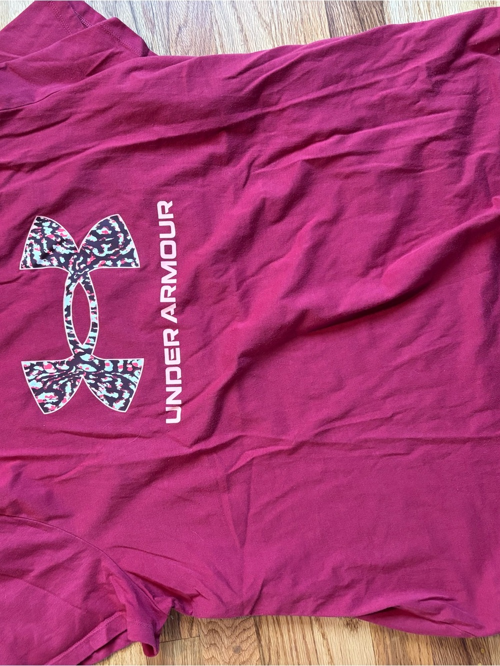 Under Armour Magenta Graphic Logo Tee